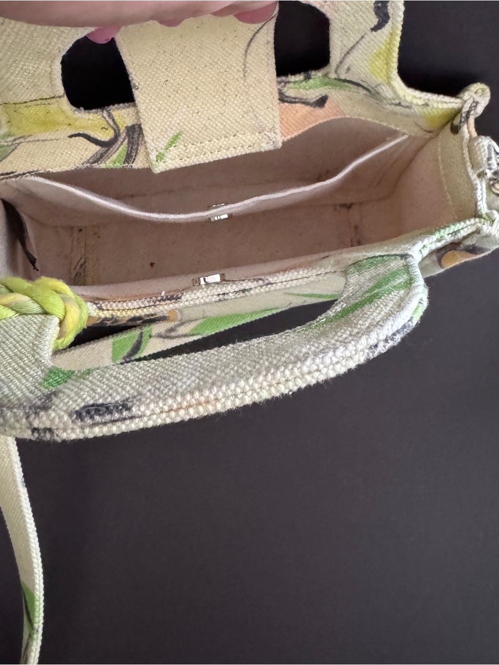 Vince Camuto Canvas Citrus Print Crossbody in Green and Yellow - Picture 4 of 9
